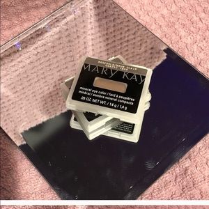 ⭐️FREE SHIPPING⭐️ when you bundle 3 MK products